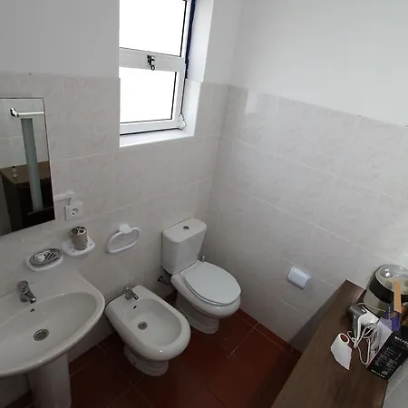Casas Do Milhafre T2 * Praia da Vitória